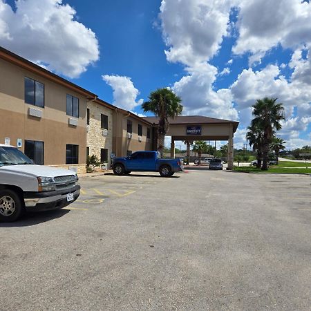 Karnes City Lodge ภายนอก รูปภาพ